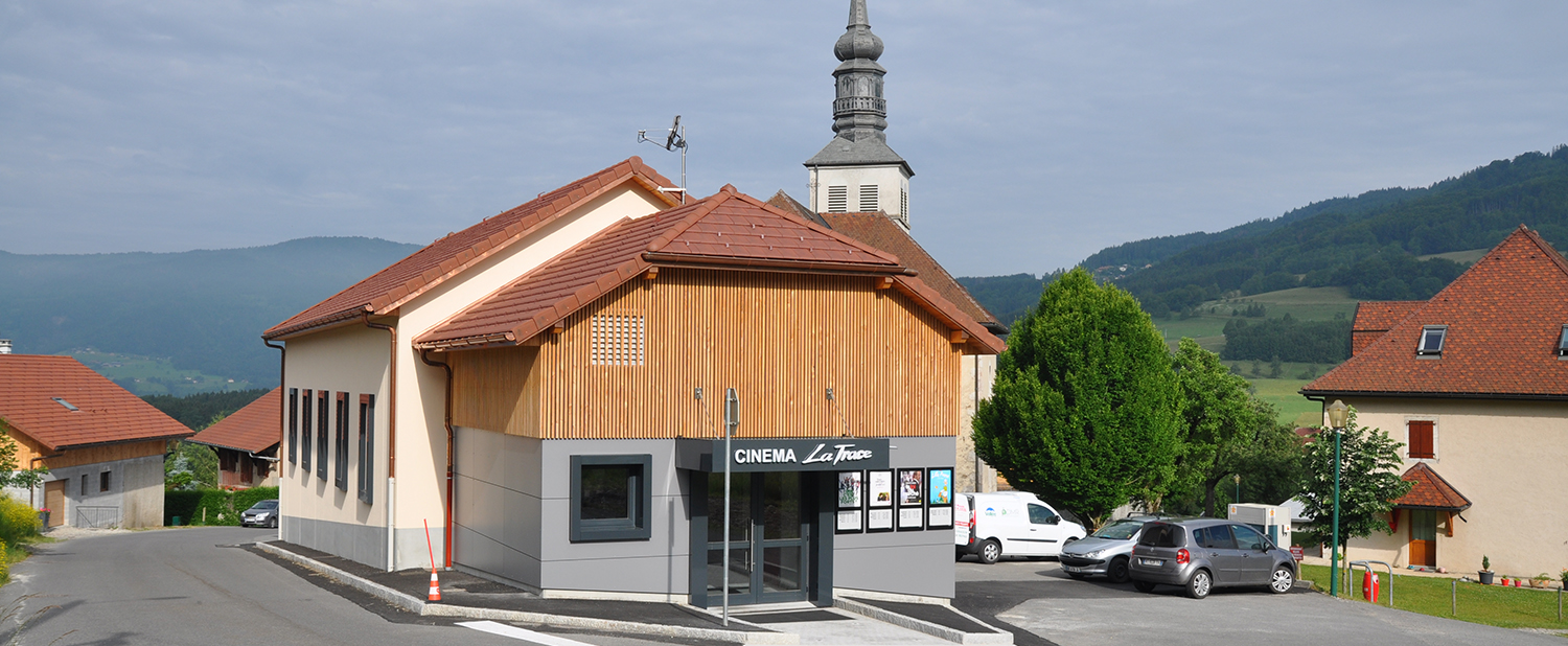 bajulaz-cinema-villard-pano